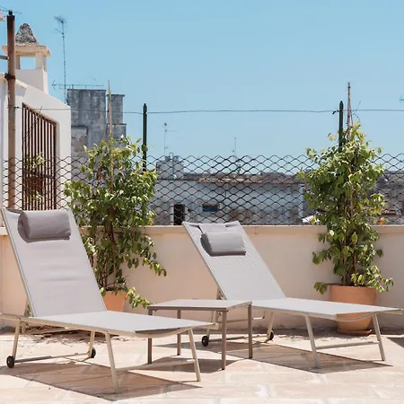 アパート Lotus & Rooftop By Colibri レッチェ