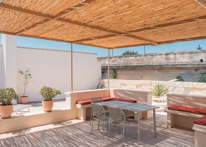 Lotus Full Kitchen & Balcony In Historic Centre レッチェ